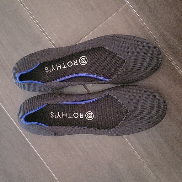 Rothy’s classic black round toes flats EUC size 9 - Picture 1 of 7
